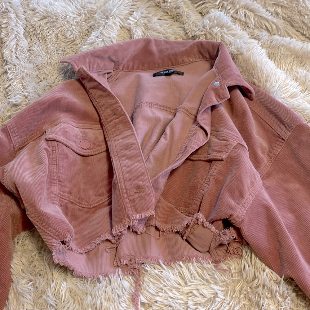 Black Label size S mauve corduroy cropped jacket